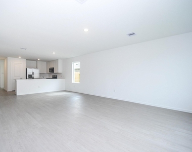 26914 Rosebay Woods - Photo Thumbnail 3