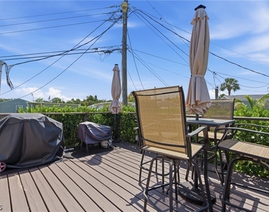 5558 Palm Beach Boulevard - Photo Thumbnail 15