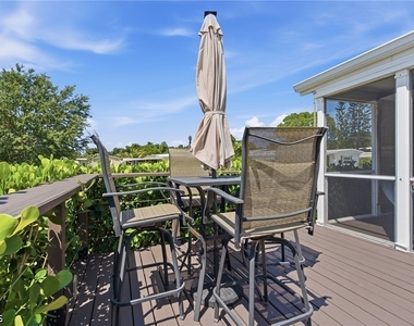 5558 Palm Beach Boulevard - Photo Thumbnail 14
