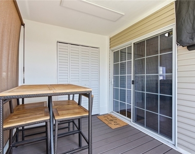 5558 Palm Beach Boulevard - Photo Thumbnail 12