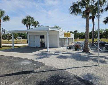 5558 Palm Beach Boulevard - Photo Thumbnail 32