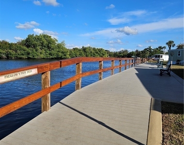 5558 Palm Beach Boulevard - Photo Thumbnail 36