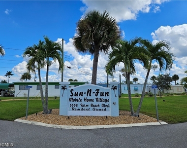 5558 Palm Beach Boulevard - Photo Thumbnail 26