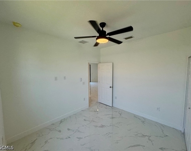 1208 Nw 25th Place - Photo Thumbnail 22