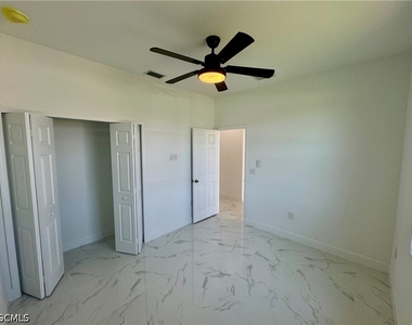 1208 Nw 25th Place - Photo Thumbnail 28