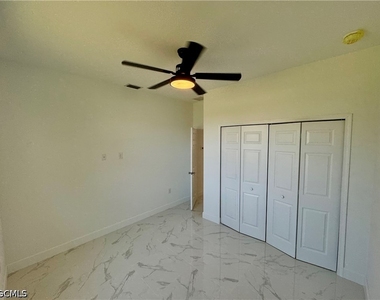1208 Nw 25th Place - Photo Thumbnail 21