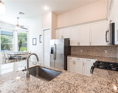 13730 Willow Haven Court - Photo Thumbnail 12