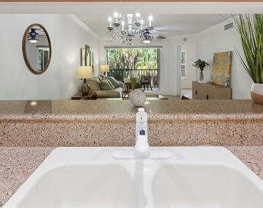 15126 Parkside Drive - Photo Thumbnail 31