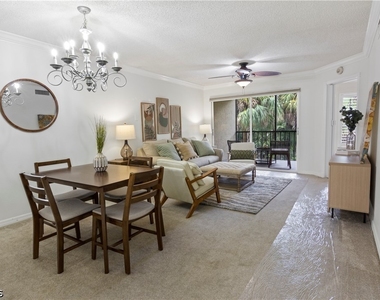 15126 Parkside Drive - Photo Thumbnail 5