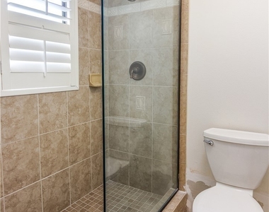 15126 Parkside Drive - Photo Thumbnail 34