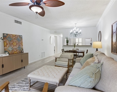 15126 Parkside Drive - Photo Thumbnail 9