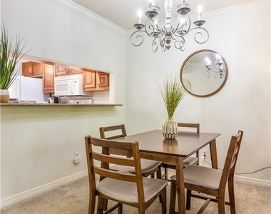 15126 Parkside Drive - Photo Thumbnail 32