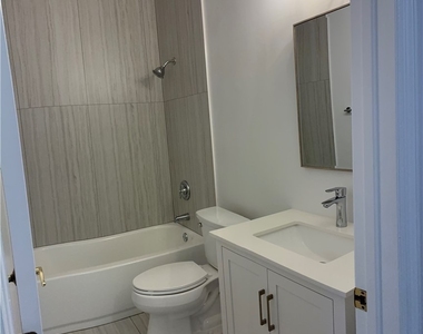 15401 Bellamar Circle - Photo Thumbnail 14