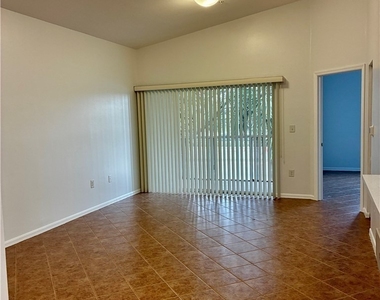 15401 Bellamar Circle - Photo Thumbnail 3