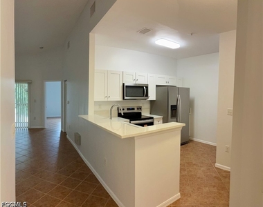 15401 Bellamar Circle - Photo Thumbnail 12