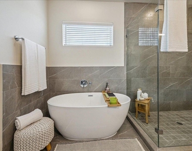1508 Colonial Gorge Drive - Photo Thumbnail 10