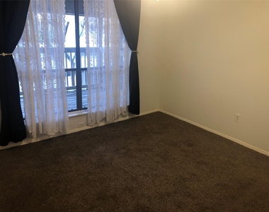 9531 Pagewood Lane - Photo Thumbnail 12