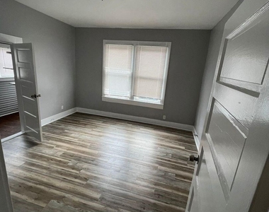 2781 Sabine Pass Avenue - Photo Thumbnail 8