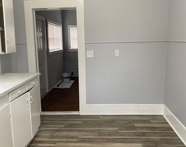 2781 Sabine Pass Avenue - Photo Thumbnail 5