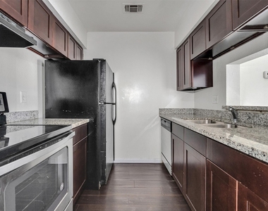 12658 Ashford Meadow Drive - Photo Thumbnail 3