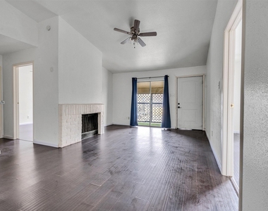 12658 Ashford Meadow Drive - Photo Thumbnail 4