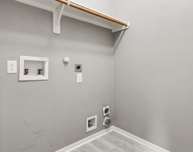 8410 Piping Rock - Photo Thumbnail 17