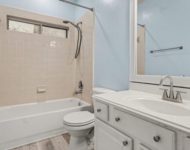 8410 Piping Rock - Photo Thumbnail 16