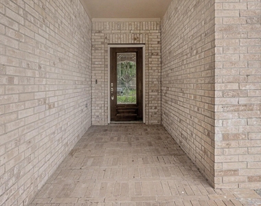 8410 Piping Rock - Photo Thumbnail 3