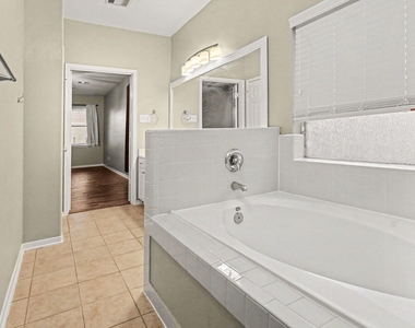8410 Piping Rock - Photo Thumbnail 14