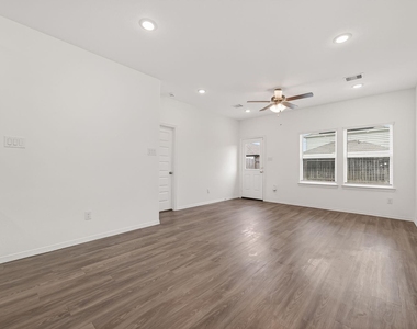 23226 Spring Genesis Ln - Photo Thumbnail 6