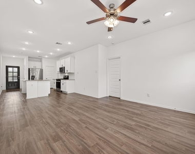 23226 Spring Genesis Ln - Photo Thumbnail 4