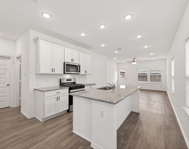 23226 Spring Genesis Ln - Photo Thumbnail 8