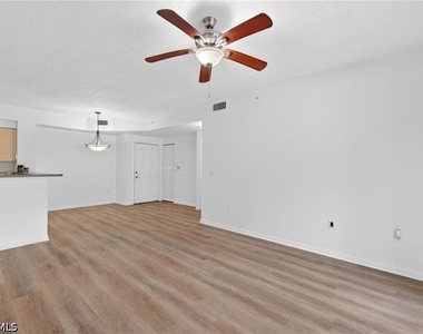 1200 Reserve Way - Photo Thumbnail 4