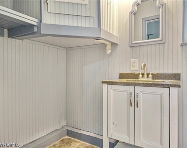 7425 Galloway Road - Photo Thumbnail 12
