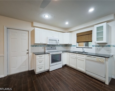 7425 Galloway Road - Photo Thumbnail 5