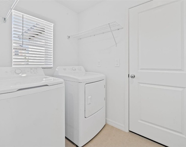 4102 San Felice Lane - Photo Thumbnail 13