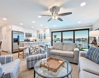 3200 Gulf Shore Boulevard N - Photo Thumbnail 5