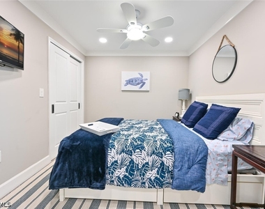 3200 Gulf Shore Boulevard N - Photo Thumbnail 17