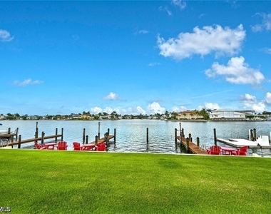 3200 Gulf Shore Boulevard N - Photo Thumbnail 27
