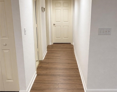 8288 Key Royal Lane - Photo Thumbnail 3