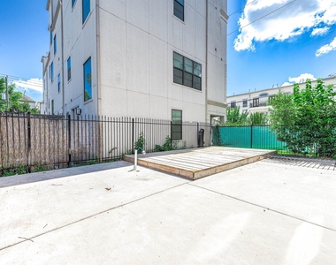 5733 Winsome Lane - Photo Thumbnail 29