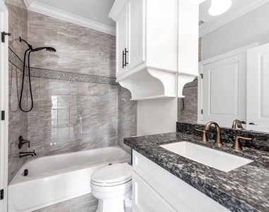 5733 Winsome Lane - Photo Thumbnail 8