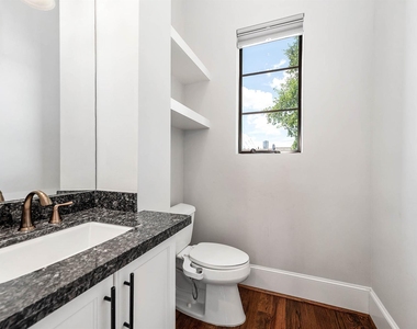5733 Winsome Lane - Photo Thumbnail 17