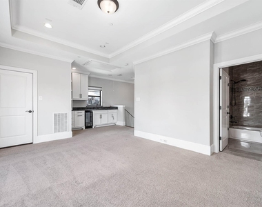 5733 Winsome Lane - Photo Thumbnail 9