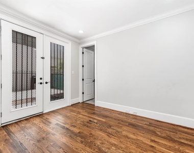5733 Winsome Lane - Photo Thumbnail 23