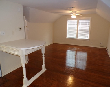 3416 Morrison Street - Photo Thumbnail 5