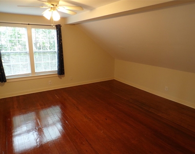 3416 Morrison Street - Photo Thumbnail 13