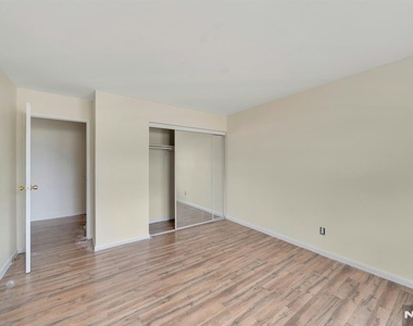 205 Bergen Turnpike - Photo Thumbnail 13