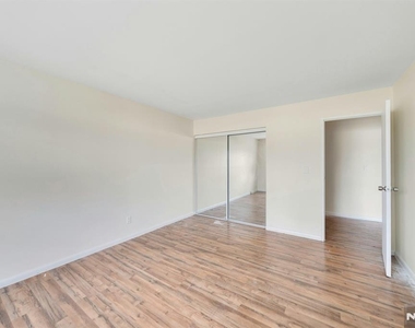 205 Bergen Turnpike - Photo Thumbnail 16