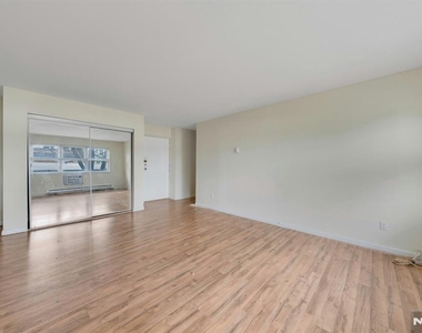 205 Bergen Turnpike - Photo Thumbnail 17